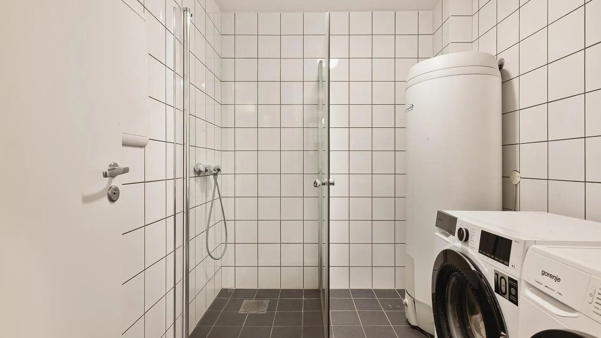 Homestay Floyen Suites - Private Rooms With The Best Location In Bergen