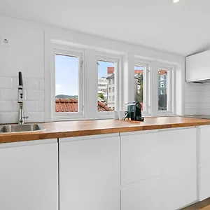 Apartment Modern Penthouse With A View - Behind Bryggen, Bergen