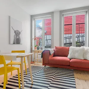  Apartment Lo